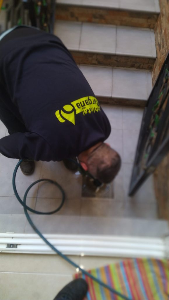 Camión cisterna para suministro de agua limpia en Badajoz y alrededores