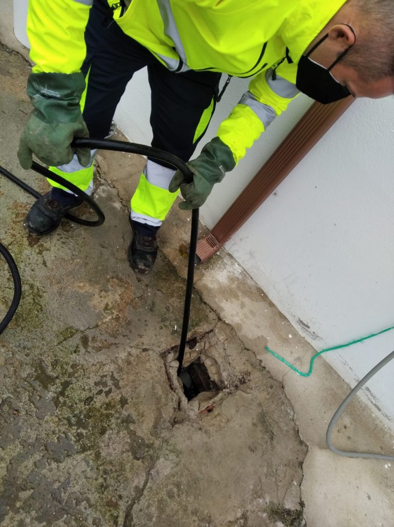 Especialistas en desatascos económicos 24h para particulares en Badajoz